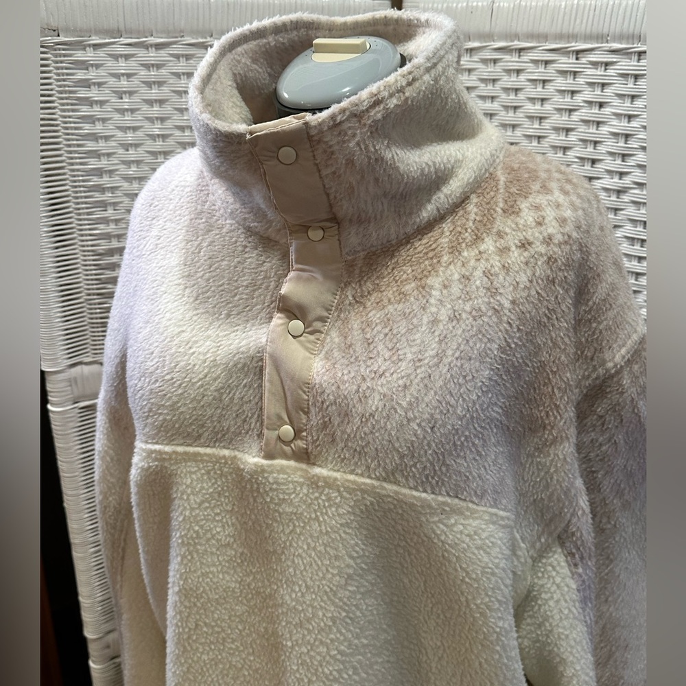 NWOT Without Walls Polar Fleece XL